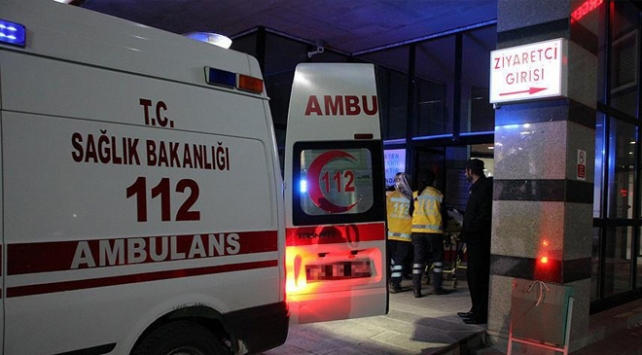 Traktörün Römorku Devrildi: 4 Yaralı