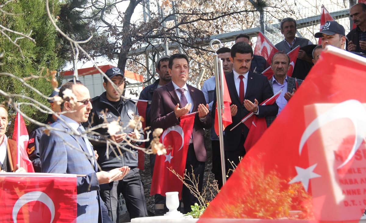 Oğuzlar Şehitler İçin Kenetlendi