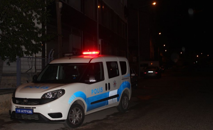 Emekli Polis Memuru İntihar Etti