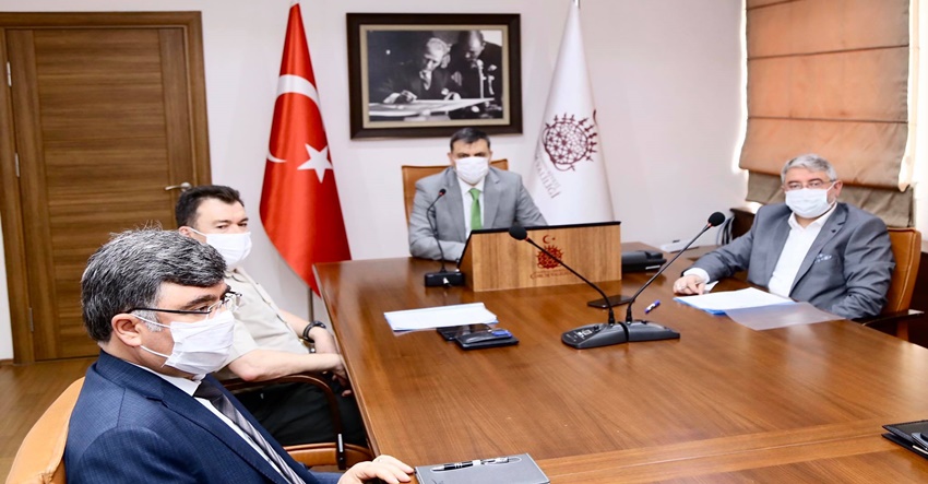 Çorum Valiliği’nden 15 ve 20 Yaş Altı Kararı!