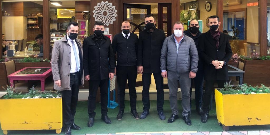 MHP, Esnafın Mutluluğuna ve Heyecanına Ortak Oldu