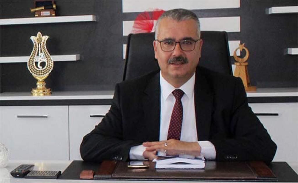 Ahlatcı,”İnsanlarımızı kandırmaya kalkmayın”