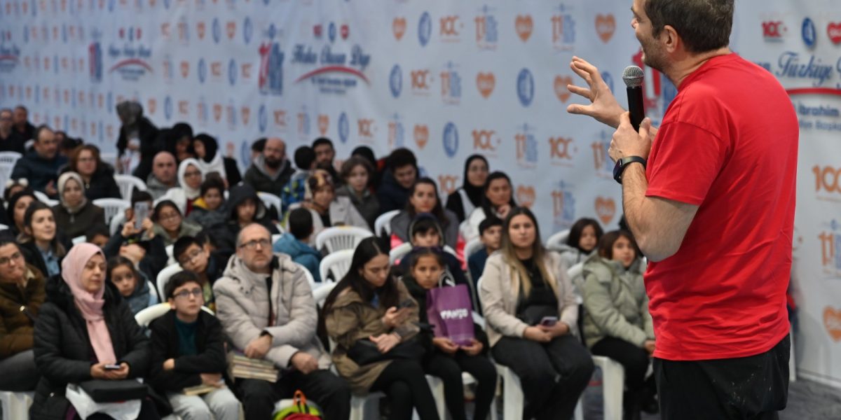 Yazarlardan Kitap Fuarına Tam Not