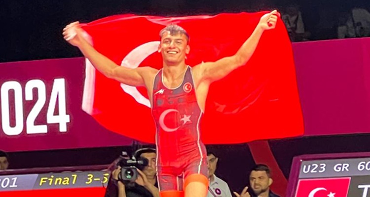 Güreşçimiz Mert İlbars Avrupa Şampiyonu