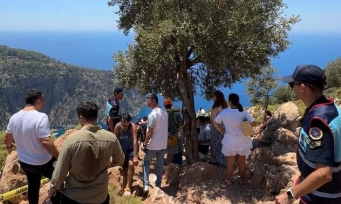 Çorumlu Genç Kayalıklardan Düştü