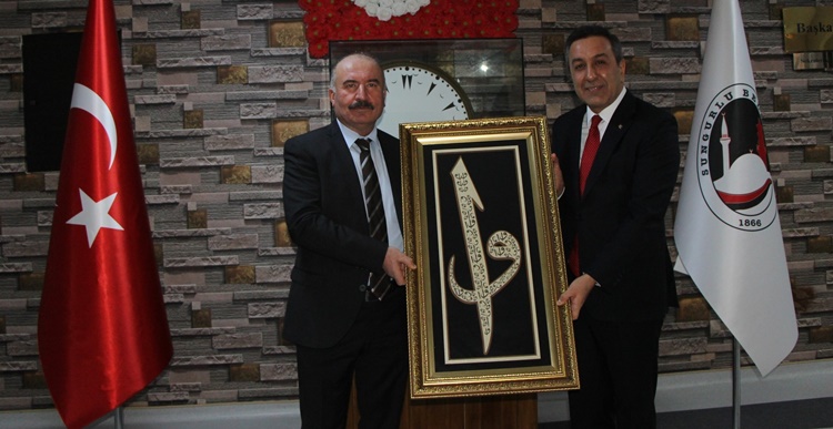 “Sungurlu, Çorum’un Göz Kamaştıran İlçesidir”