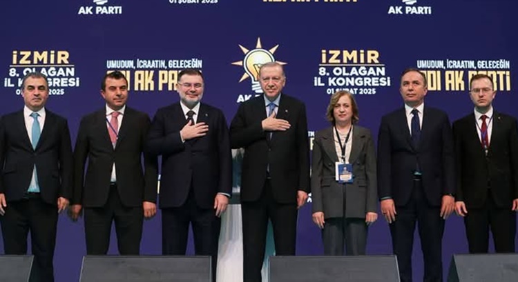 Ceylan, İzmir Kongresini Yönetti