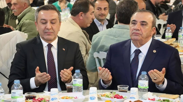 MHP Teşkilatı Sungurlu’da İftarda Buluştu