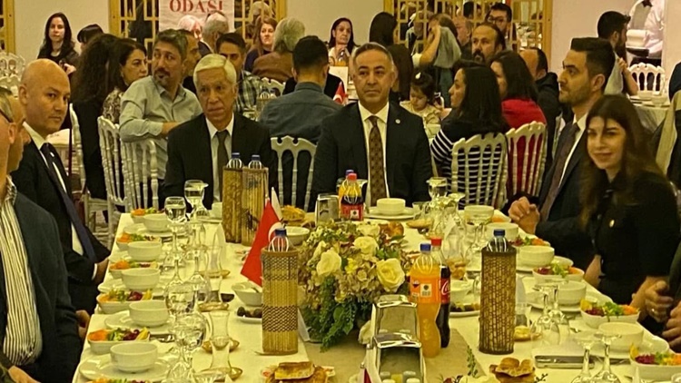 Eczacılar İftarda Buluştu