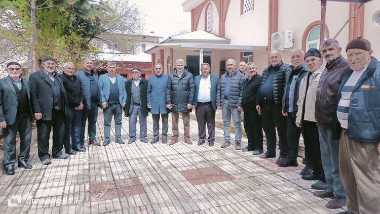 Kutluca Köyünde Kurbanlar Kesildi, Şükür Duaları Yapıldı