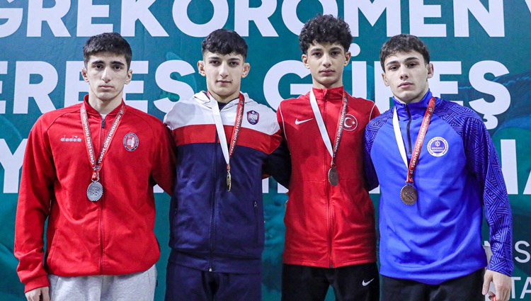 Güreş Şampiyonasına Çorum Damgası