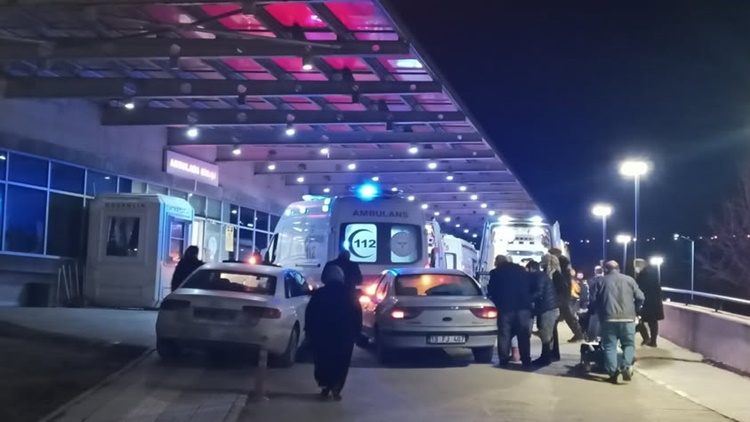 İneğin Teptiği Kadın Hastanelik Oldu