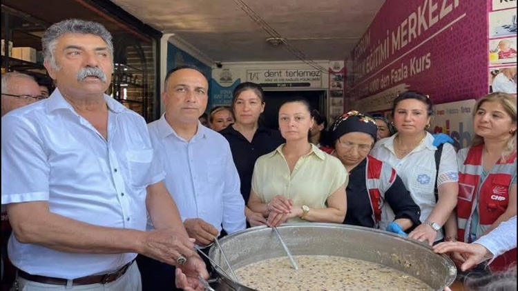 CHP’den Aşure İkramı!