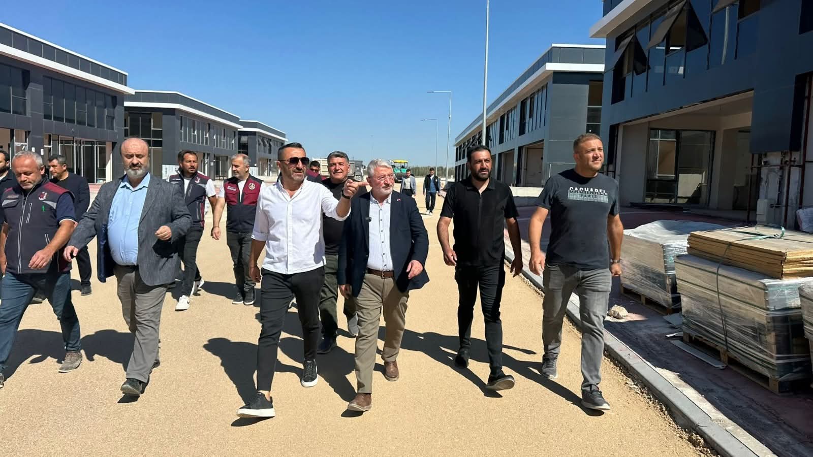 İşyerleri 1 Ay İçinde Teslim Edilecek