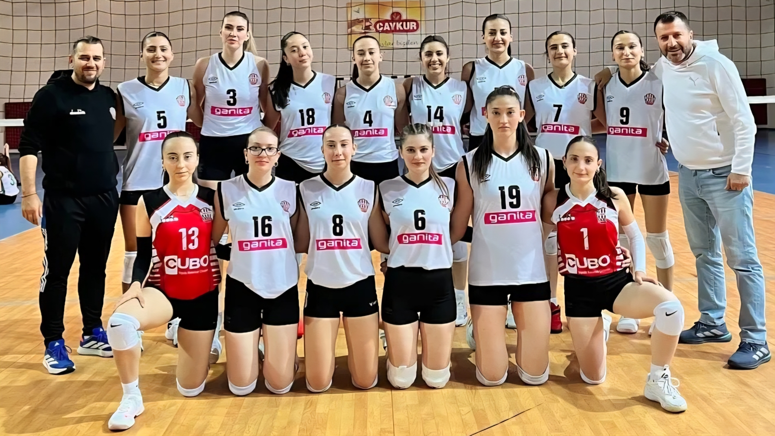 Osmancık Belediyespor Fırtına Gibi Esti: 3-0