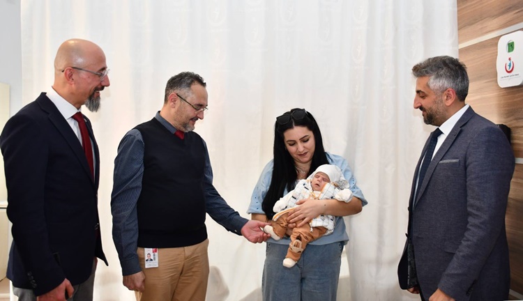 İlk Defa Özofagus Atrezisi  Ameliyatı Başarıyla Gerçekleştirildi