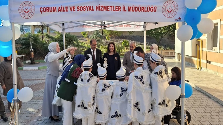 Çocuk Evleri Sünnet Programı Coşkuyla Gerçekleştirildi