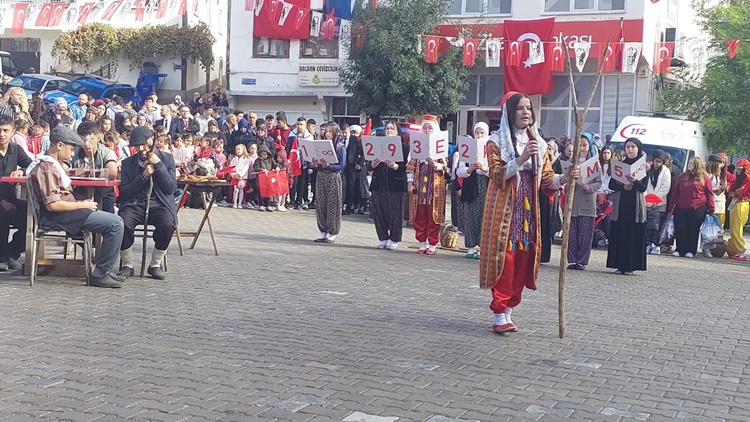 Oğuzlar’da Farklı Bir Cumhuriyet Bayramı Kutlaması