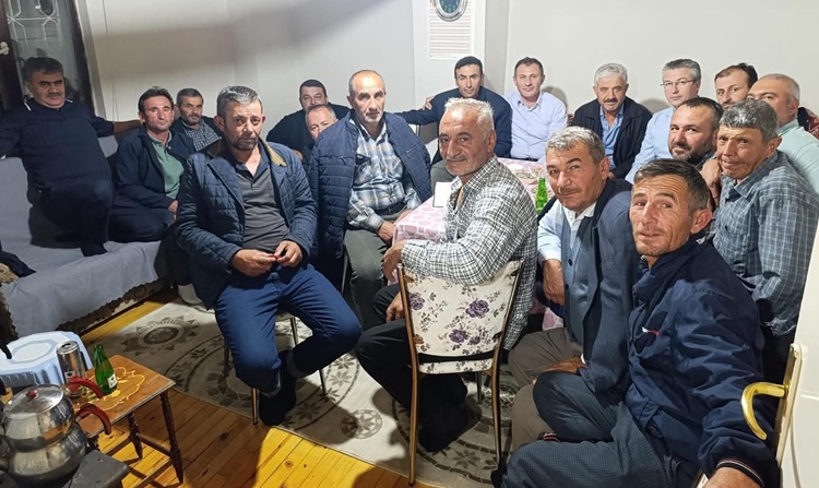 Kaya, Birlik Üyeleriyle İstişare Toplantısı Gerçekleştirdi