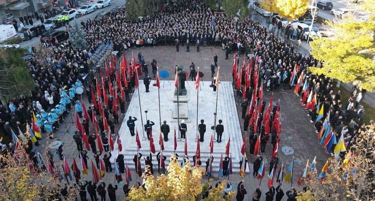 Çorum’da Atatürk Sevgi, Saygı ve Özlemle Anıldı
