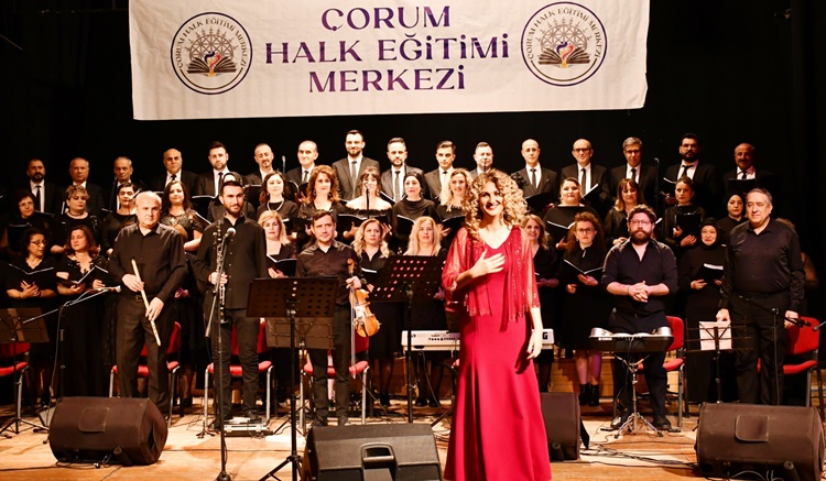 Çorum’da Türk Müziği’nin Dev Korosu Başarıya İmza Attı