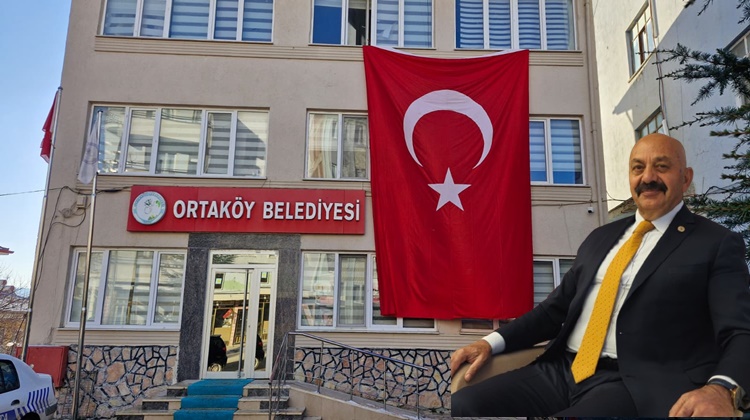 Başkan İsbir’den Bayrağımıza Destek..