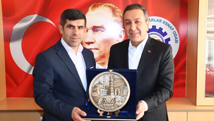 Başkan Muhsin Dere’den Esnaf Odalarına Tebrik Ziyareti