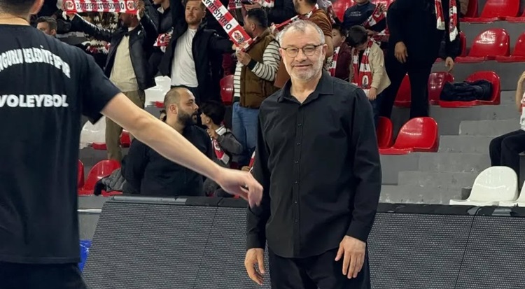 Özdemir: “Bu Takım Efeler Ligi’ne Çıkacak”