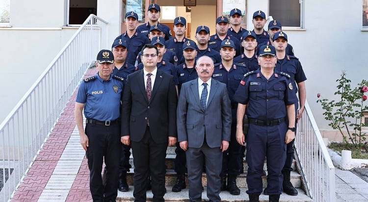 Vali Çalgan’dan, Oğuzlar’da Güvenlik Güçlerine Ziyaret