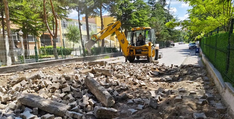 Arca Çorum FK Sokağı’nda Dönüşüm Çalışmaları Başladı